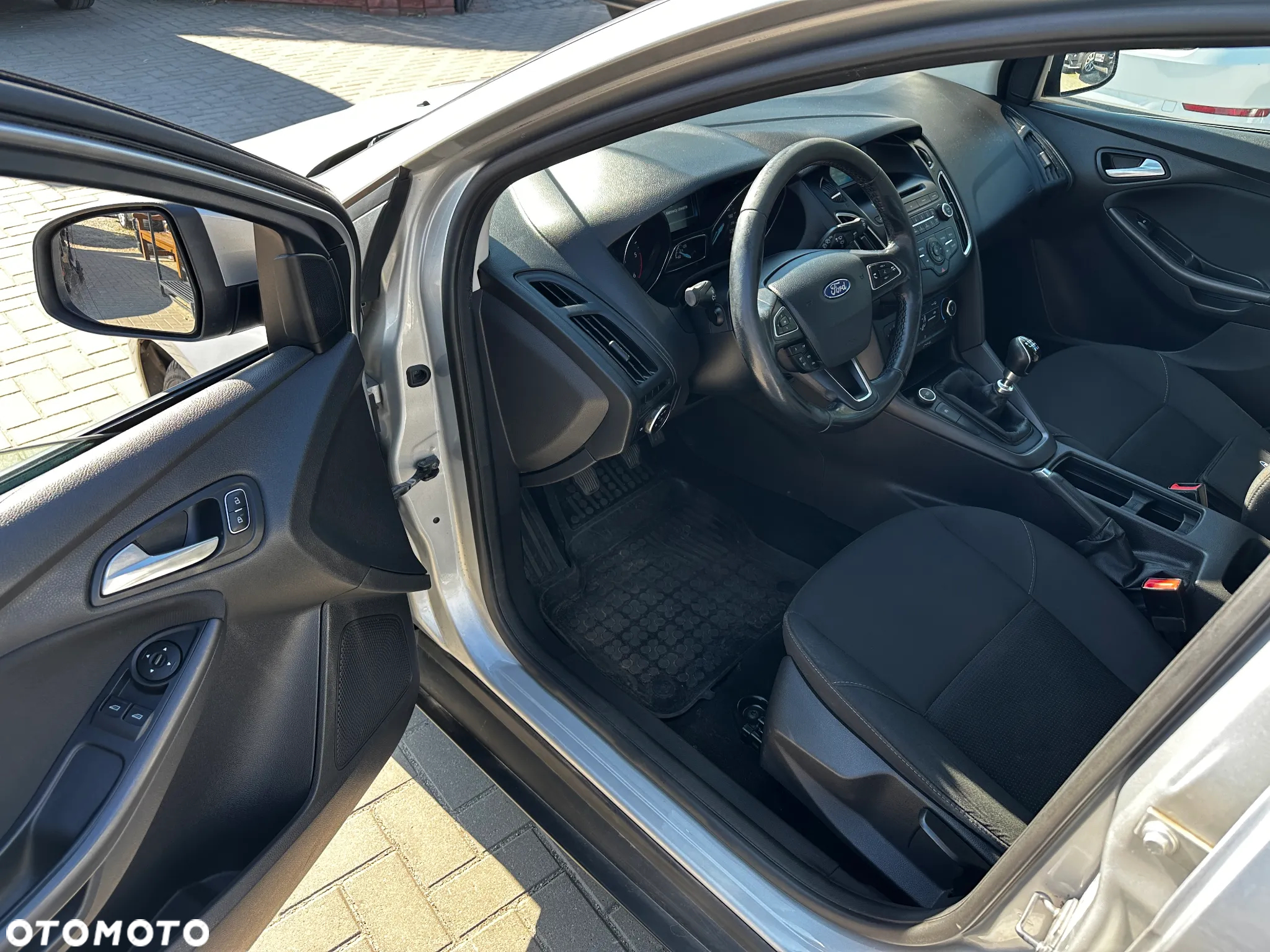 Ford Focus - 6