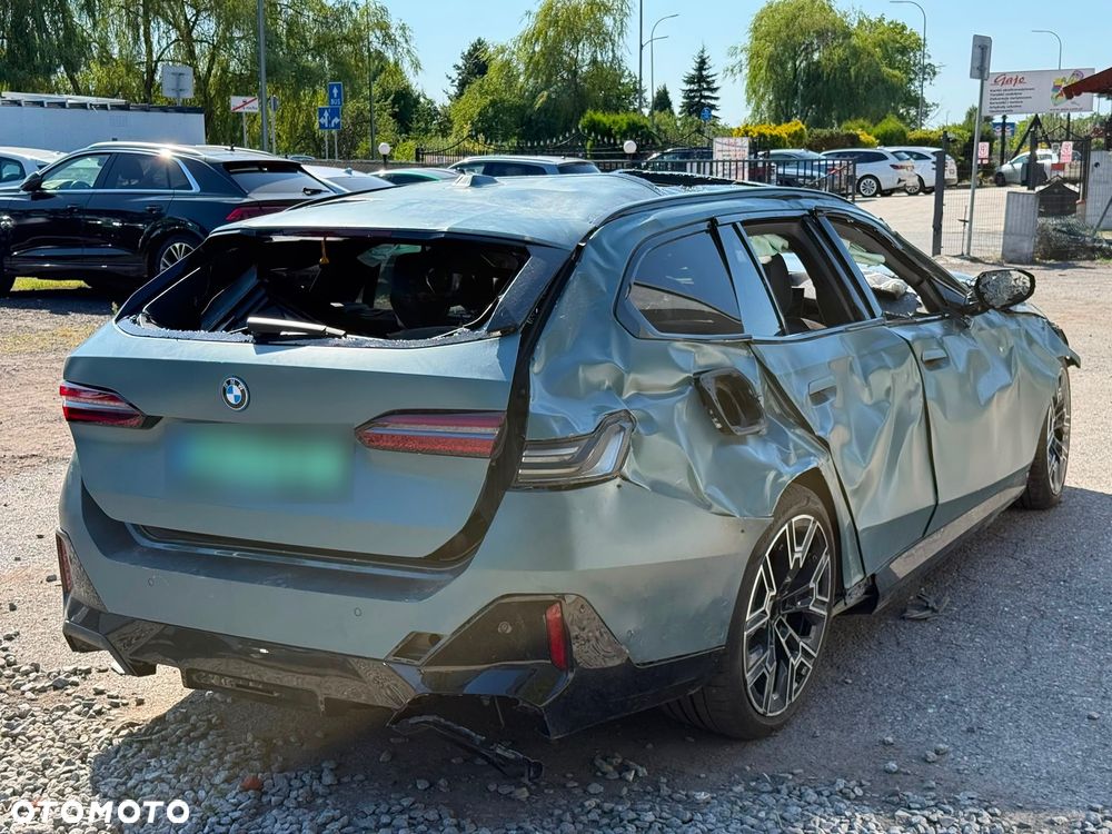 BMW i5 83.9kWh eDrive40 M Sport - 12