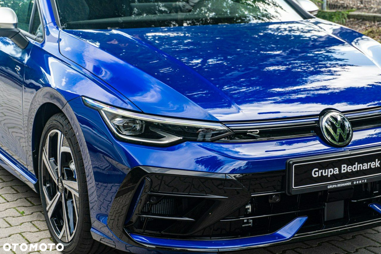 Volkswagen Golf - 14