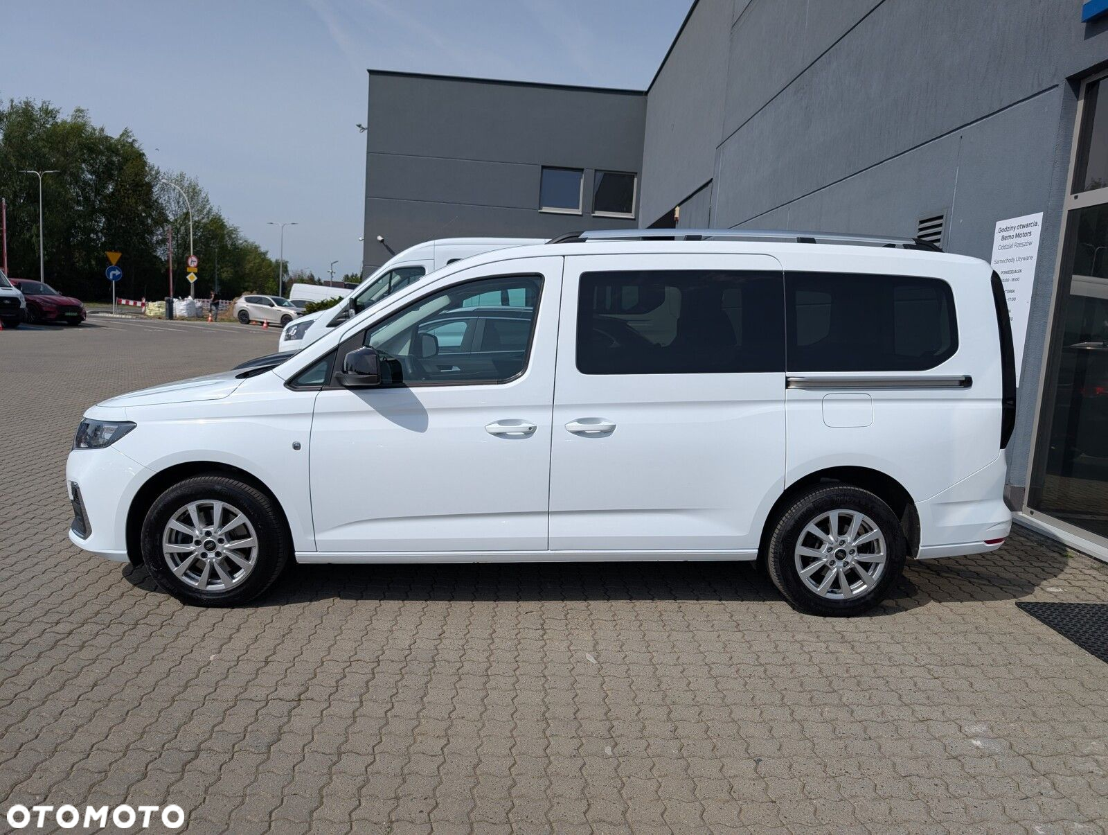 Ford Tourneo Connect 2.0 EcoBlue Titanium - 6