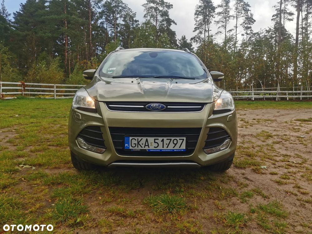 Ford Kuga 1.6 EcoBoost 2x4 Titanium - 2