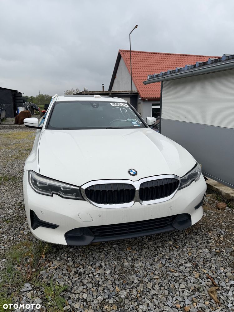 BMW Seria 3 330i Edition Luxury Line Purity - 1