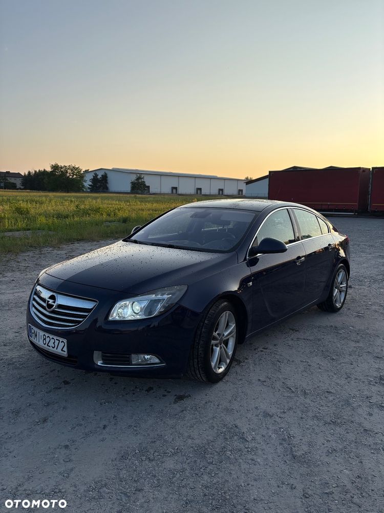 Opel Insignia 1.6 T Cosmo - 1