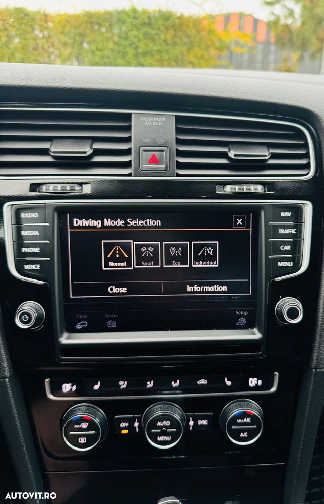 Volkswagen Golf 2.0 TSI BMT DSG GTI - 9