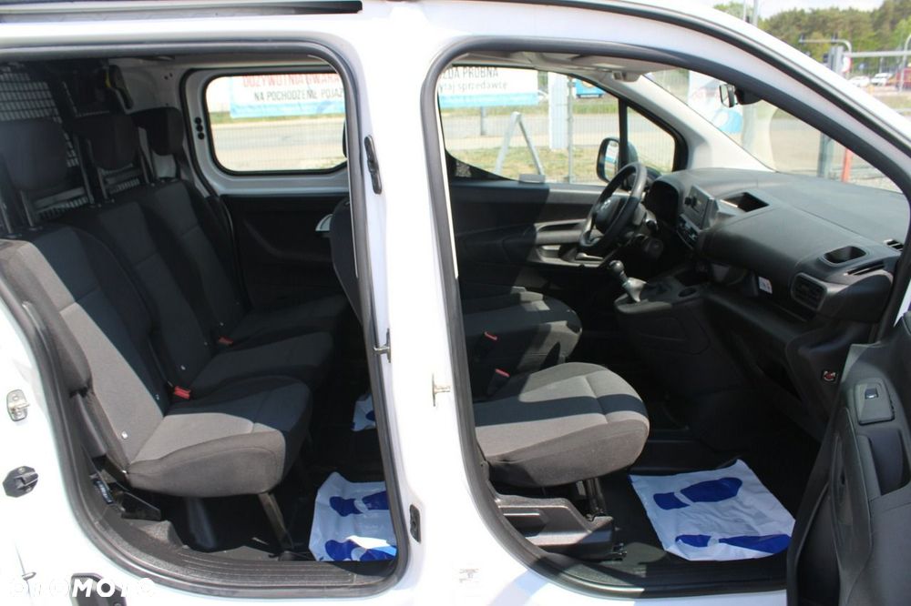 Toyota Proace City - 26