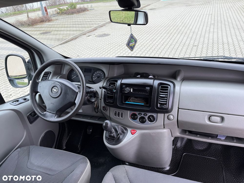 Opel Vivaro - 2