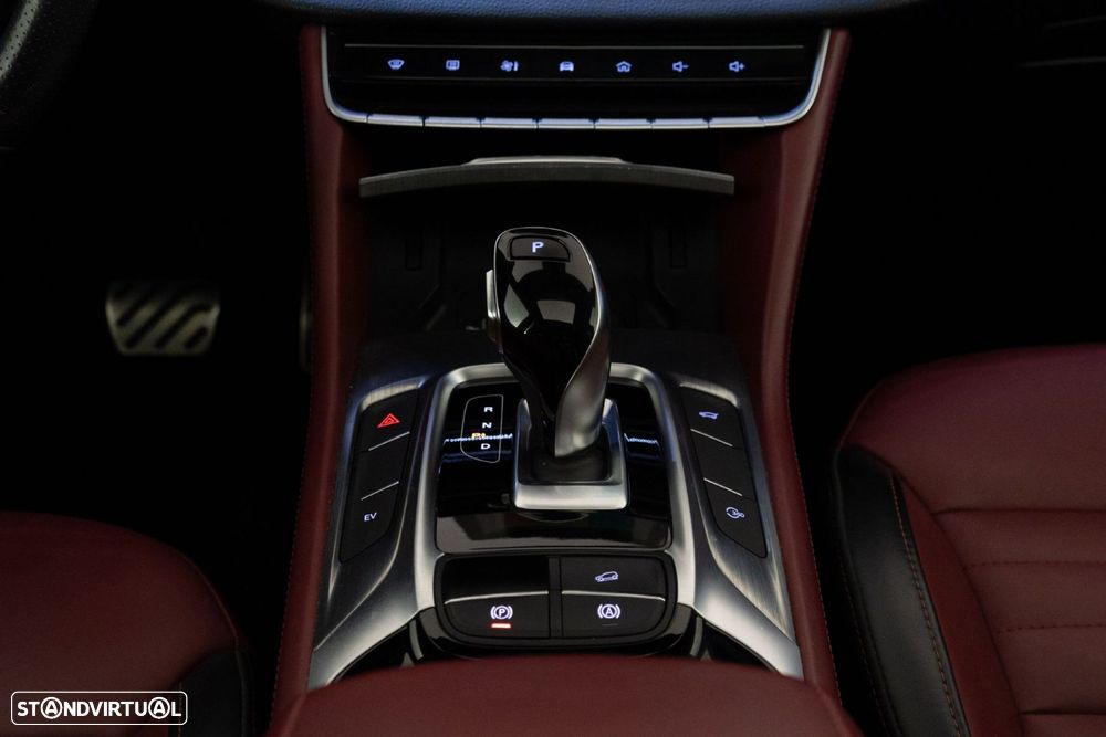 MG EHS 1.5 T-GDI Plug-in Hybrid Luxury - 28
