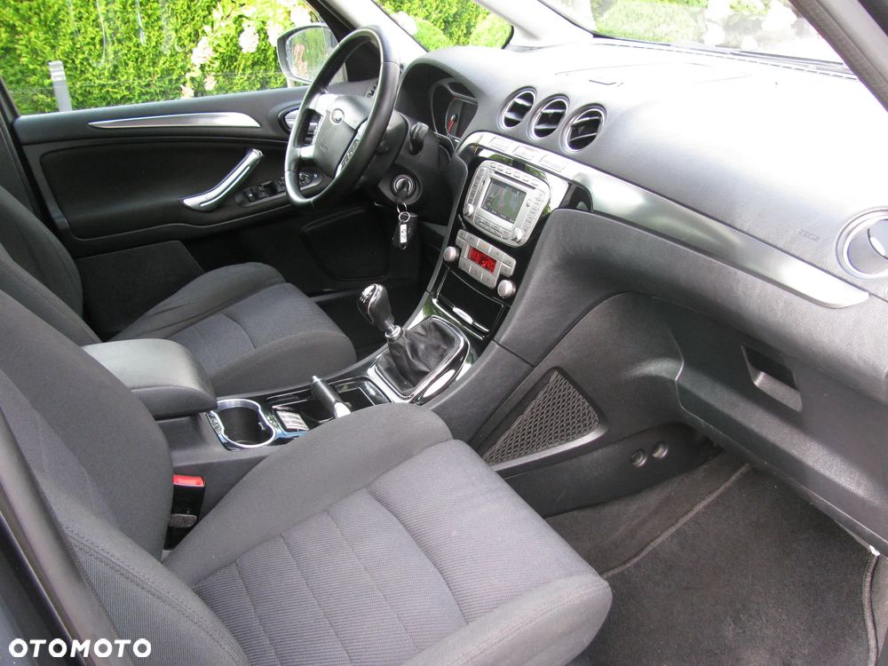 Ford Galaxy 2.0 TDCi Titanium - 18