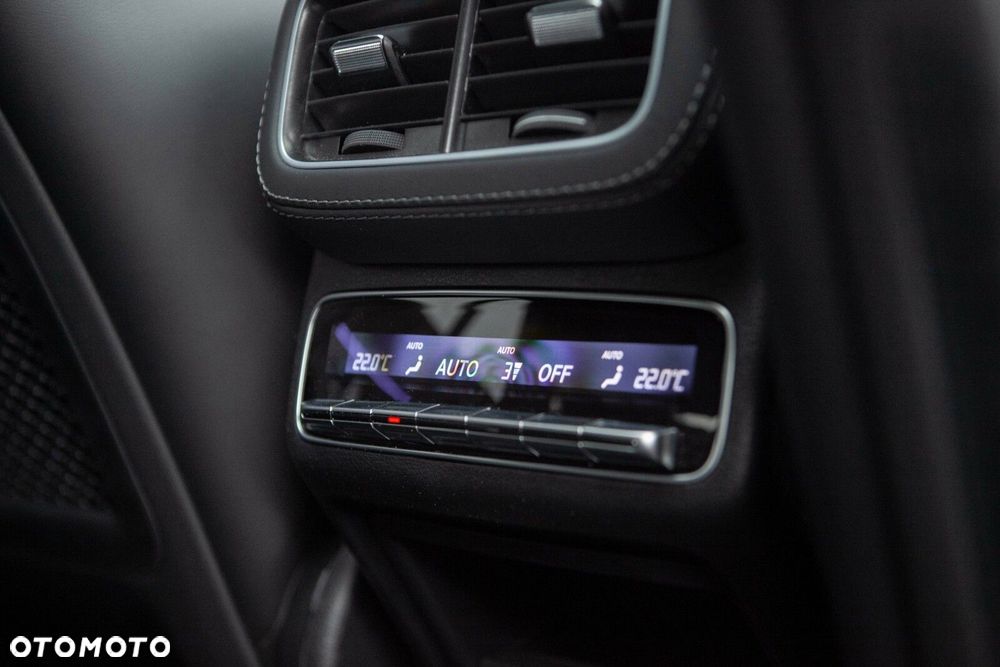 Mercedes-Benz GLE - 30