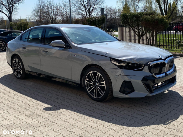 BMW Seria 5 520d xDrive mHEV M Sport