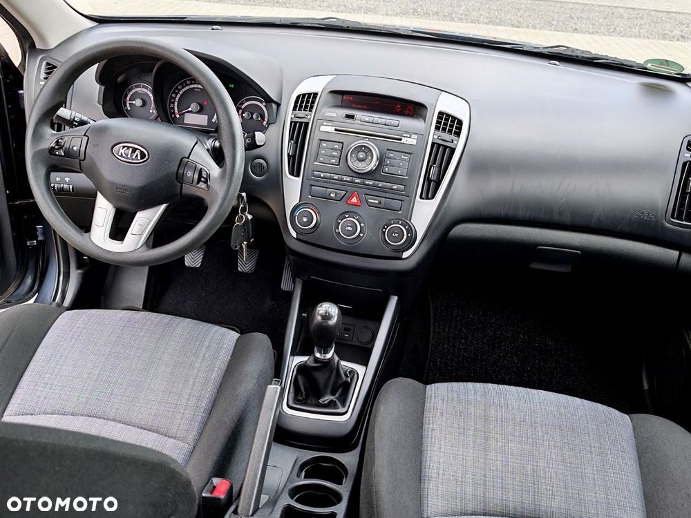 Kia Ceed 1.4 CVVT LX - 8