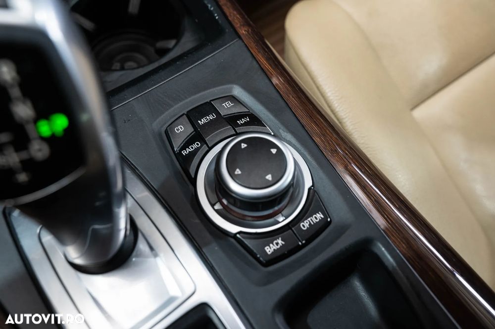 BMW X5 xDrive30d - 17
