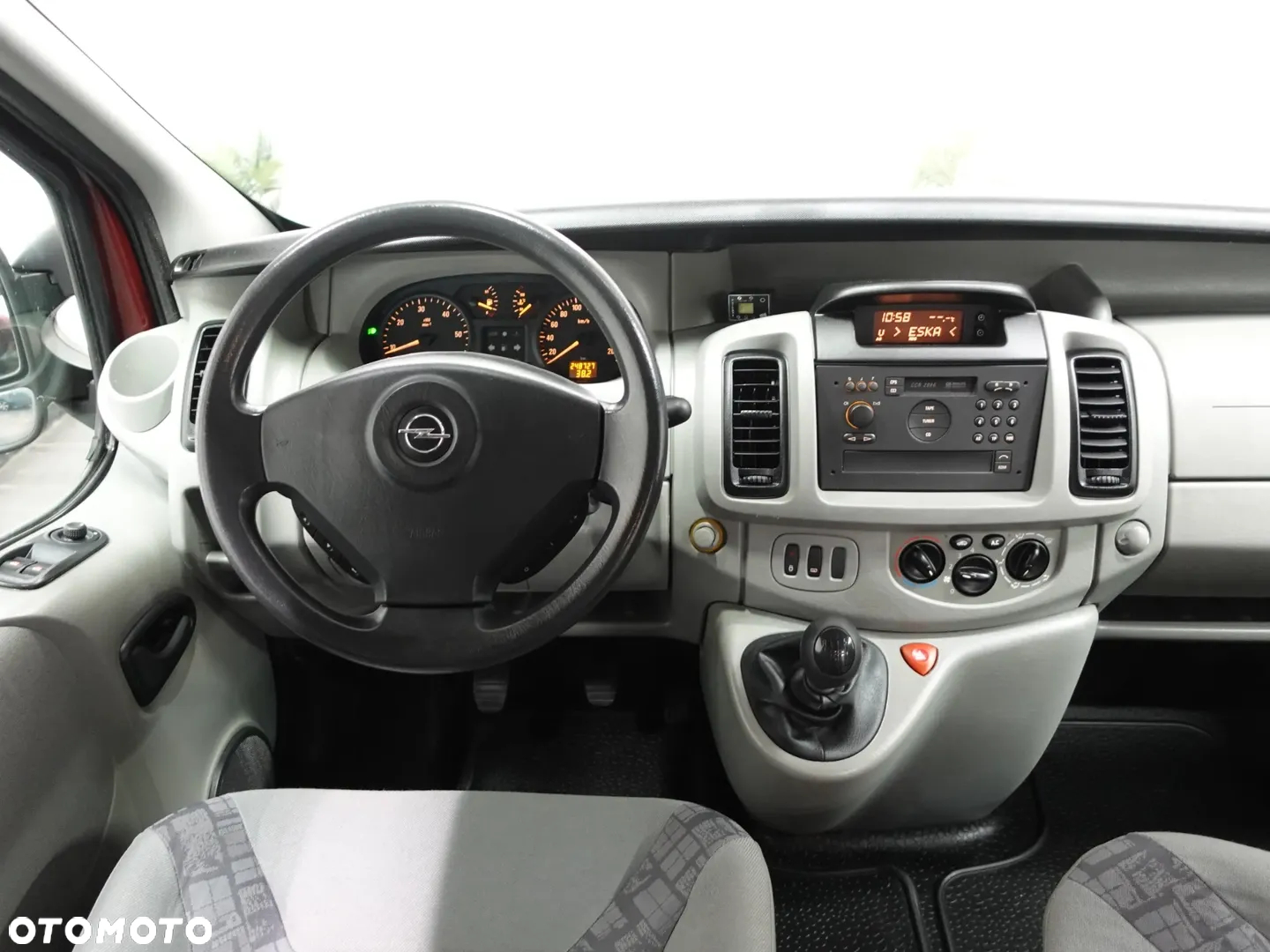 Opel Vivaro 2.5 CDTI L1H1 Life Edition - 36