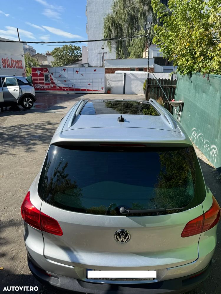 Volkswagen Tiguan 2.0 TDI 4Motion DSG BMT Sport & Style - 10