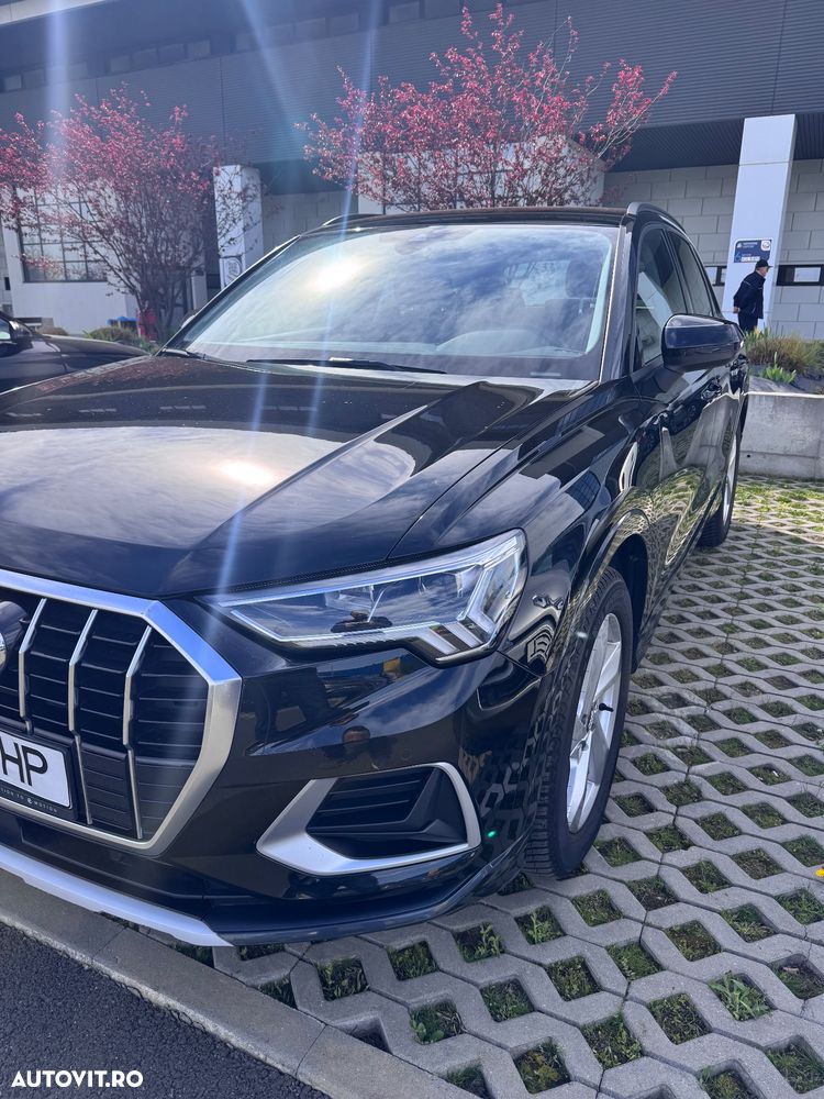 Audi Q3 2.0 40 TDI S tronic quattro Advanced - 4