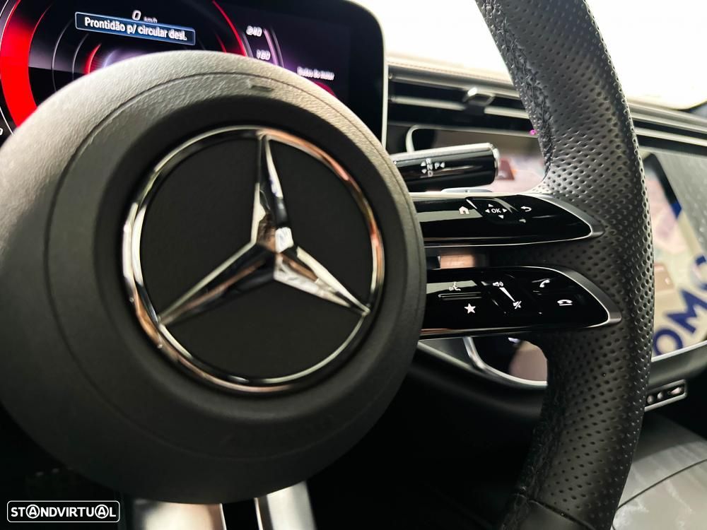 Mercedes-Benz E 300 de 4Matic 9G-TRONIC AMG Line - 46