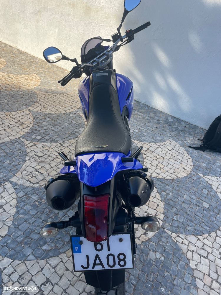 Yamaha XT - 6