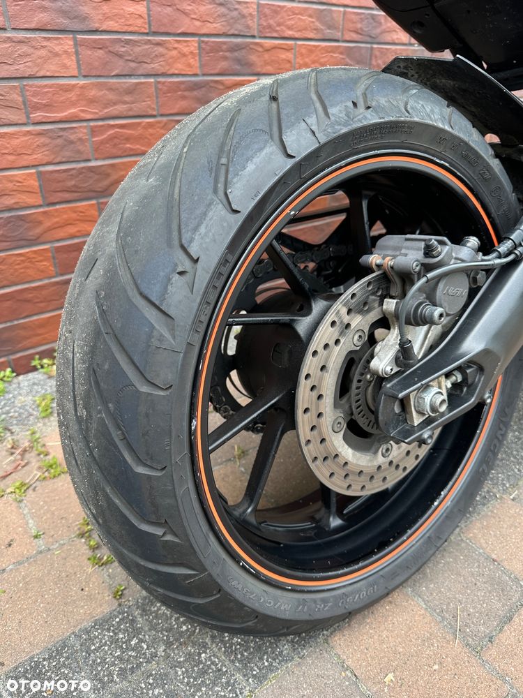Yamaha MT - 16