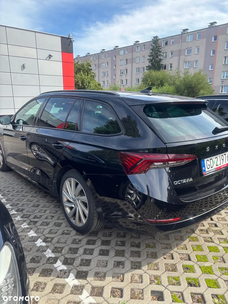 Skoda Octavia 2.0 TDI Style DSG - 4
