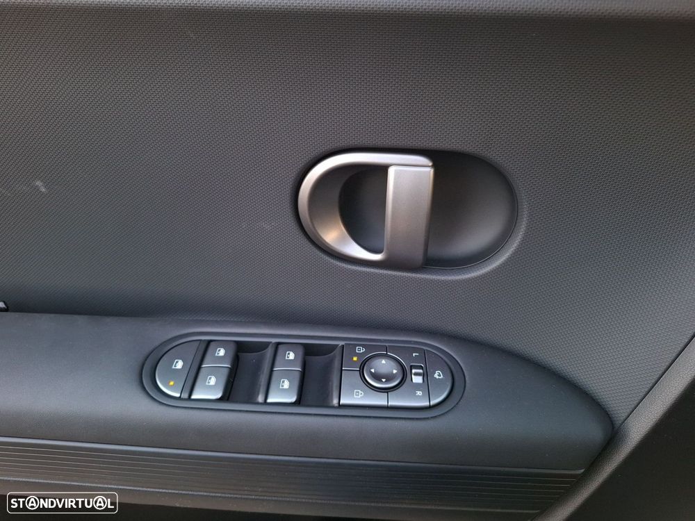 Hyundai Ioniq 5 84 kWh Premium Plus - 24