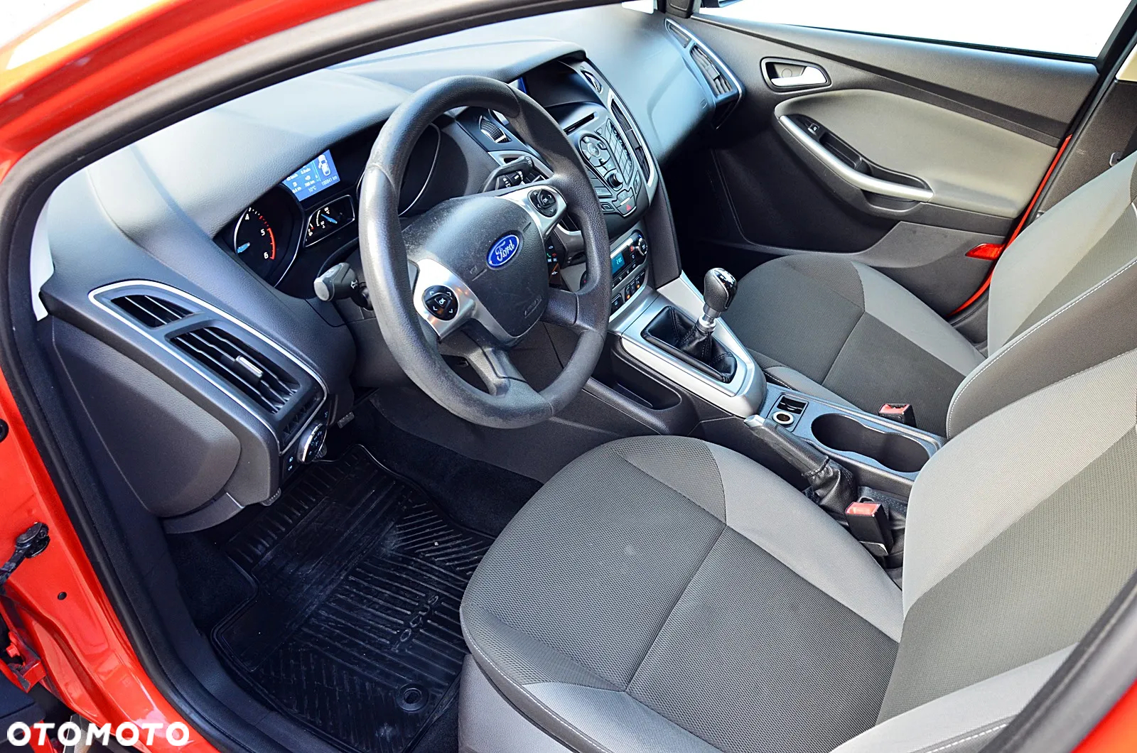 Ford Focus - 11