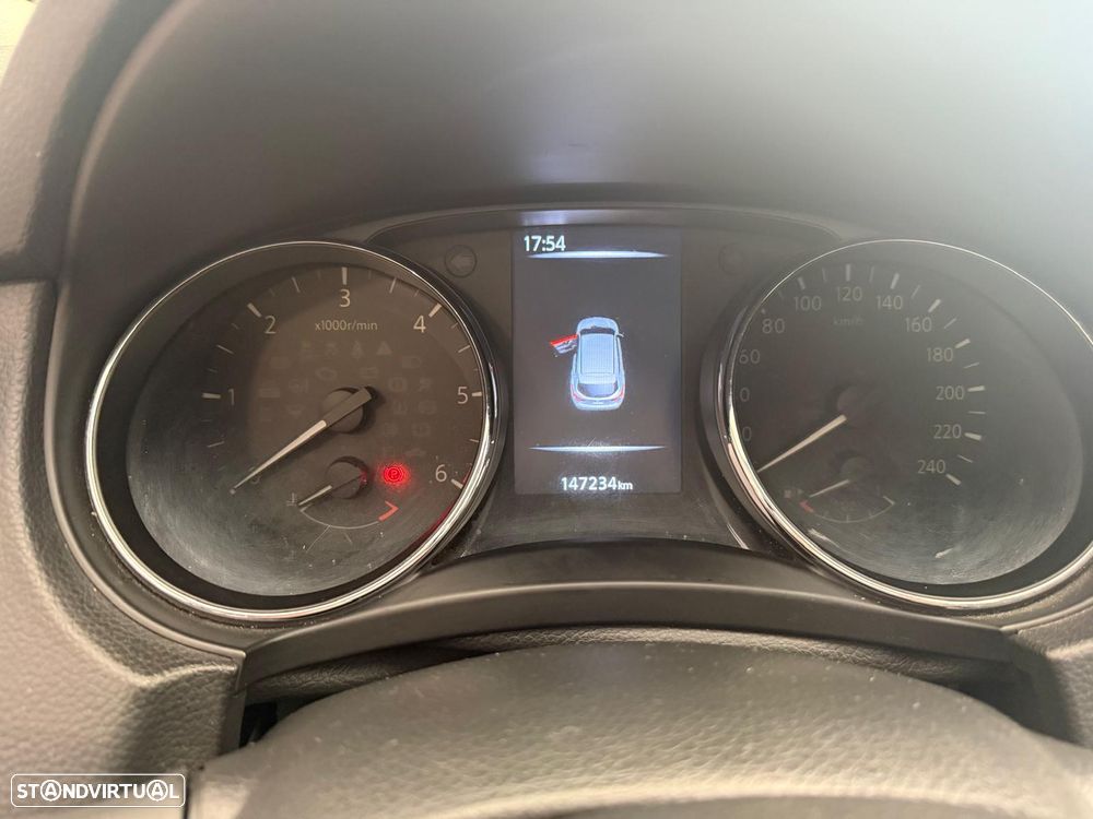 Nissan Qashqai 1.6 dCi 360 S Xtronic - 10