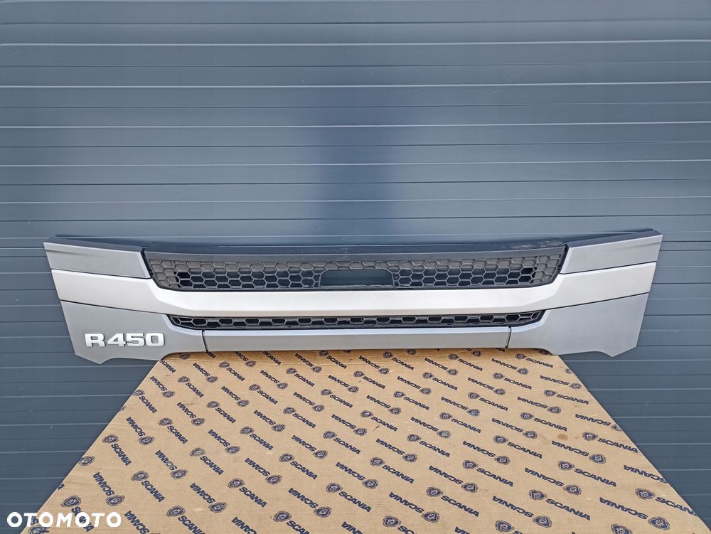 ATRAPA ŁAWKA STOPIEŃ SCANIA R S NOWY MODEL - 1