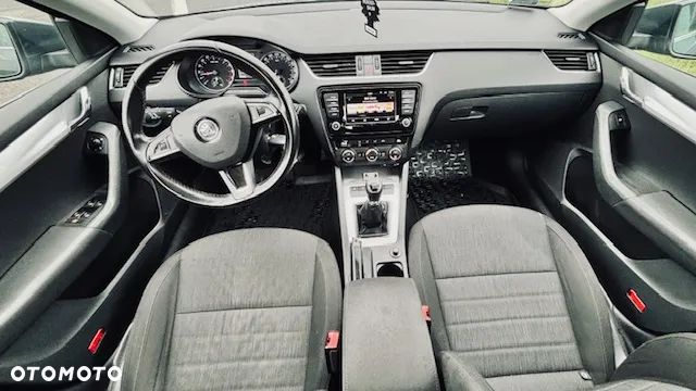 Skoda Octavia 2.0 TDI Style - 10