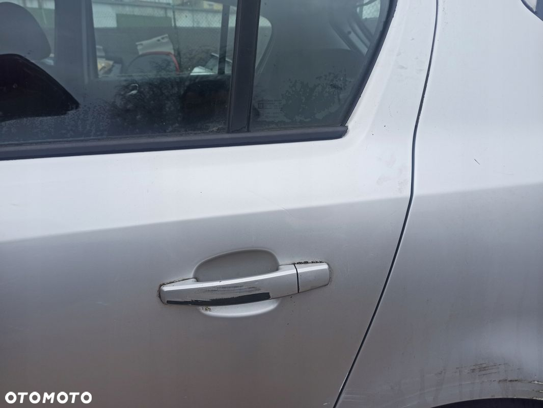 Drzwi lewy tył kompletne OPEL CORSA D 06-14 Z157 - 2