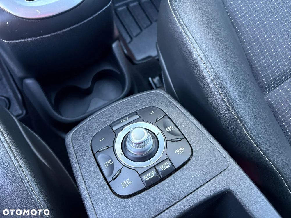 Renault Scenic - 25