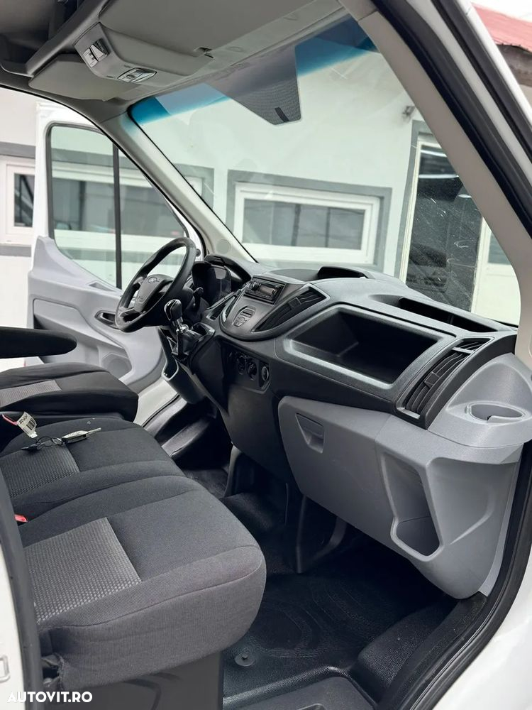 Ford TRANSIT - 11