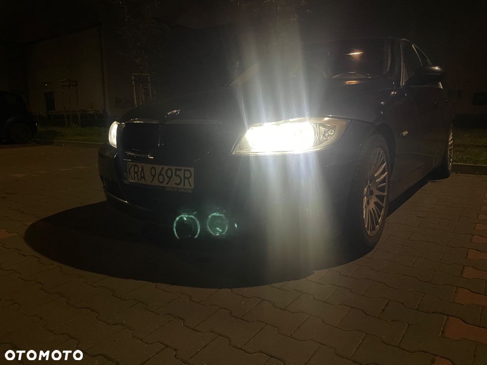 BMW Seria 3 320d - 9