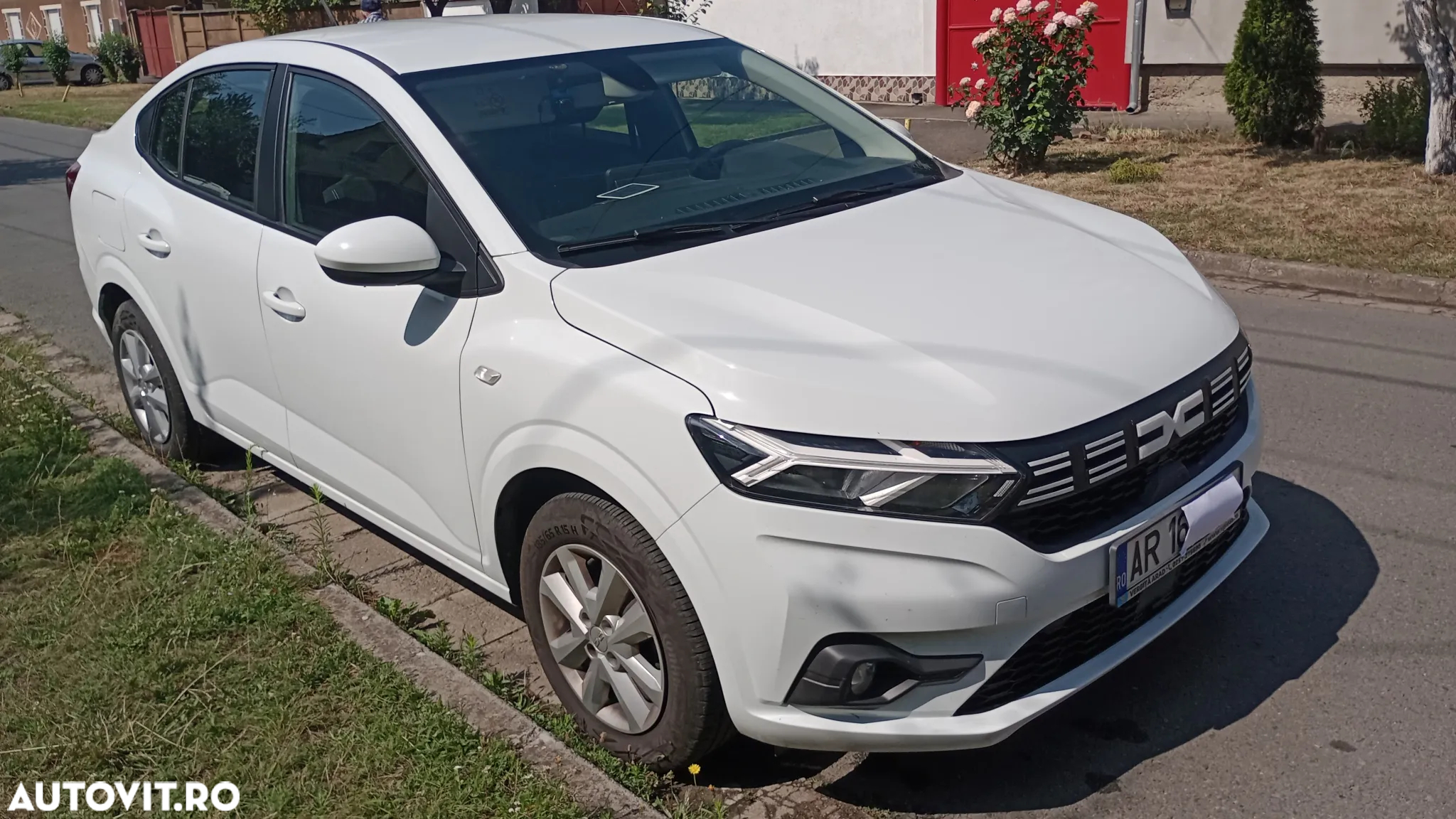 Dacia Logan TCe 90 MT5 Expression - 4
