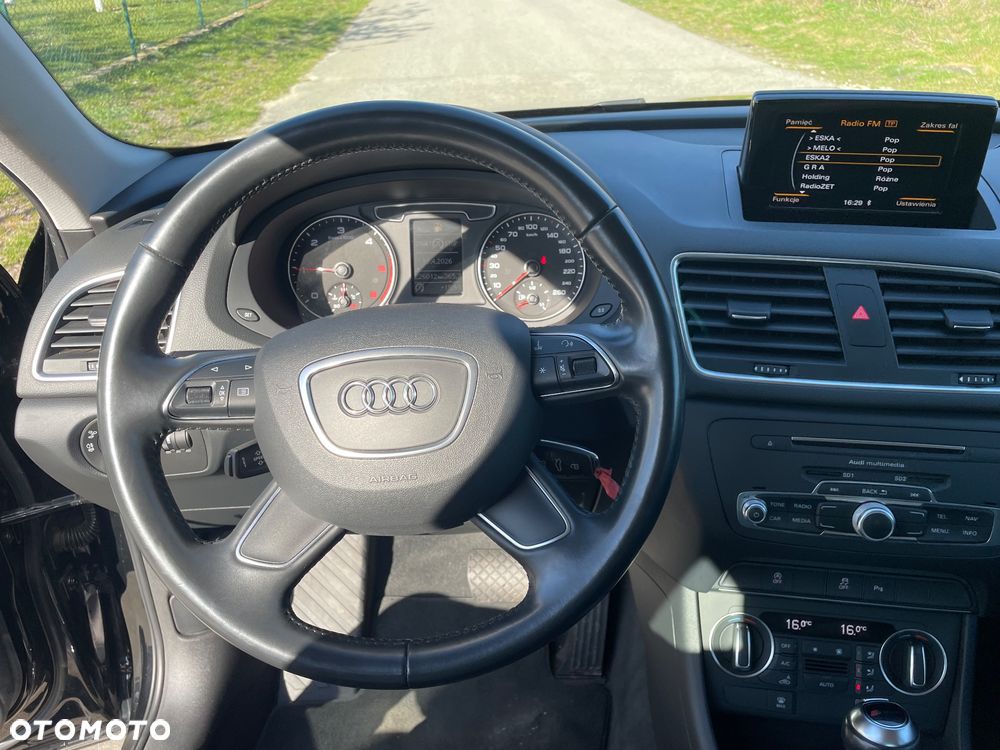 Audi Q3 2.0 TDI S tronic design - 11