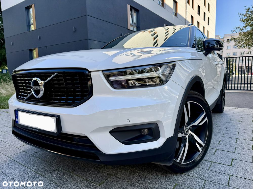 Volvo XC 40 D4 AWD R-Design - 17