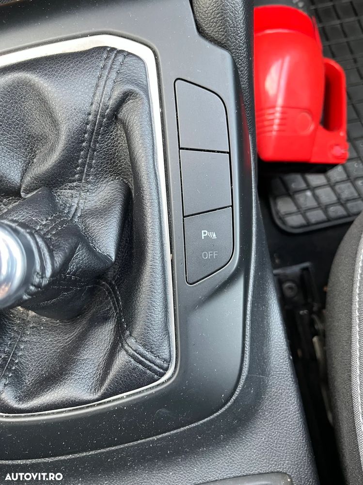 Ford Focus 1.5 EcoBlue Start-Stopp-System COOL&CONNECT - 25