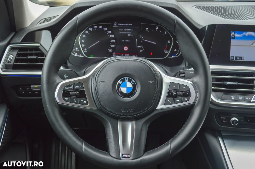 BMW Seria 3 318d Aut. Advantage - 34