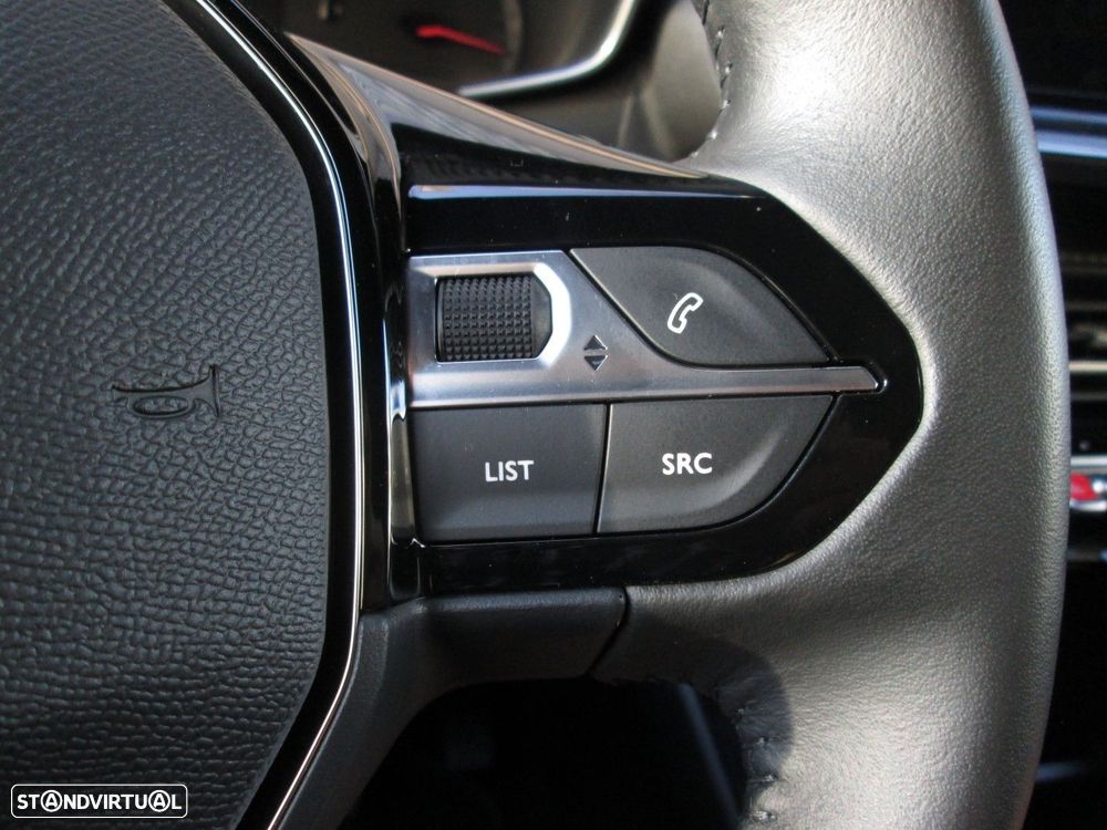 Peugeot 2008 1.2 PureTech Active - 35