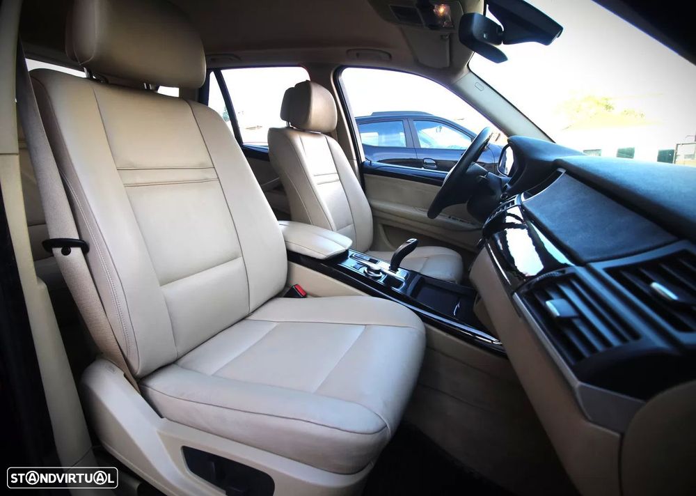 BMW X5 30 i xDrive - 24