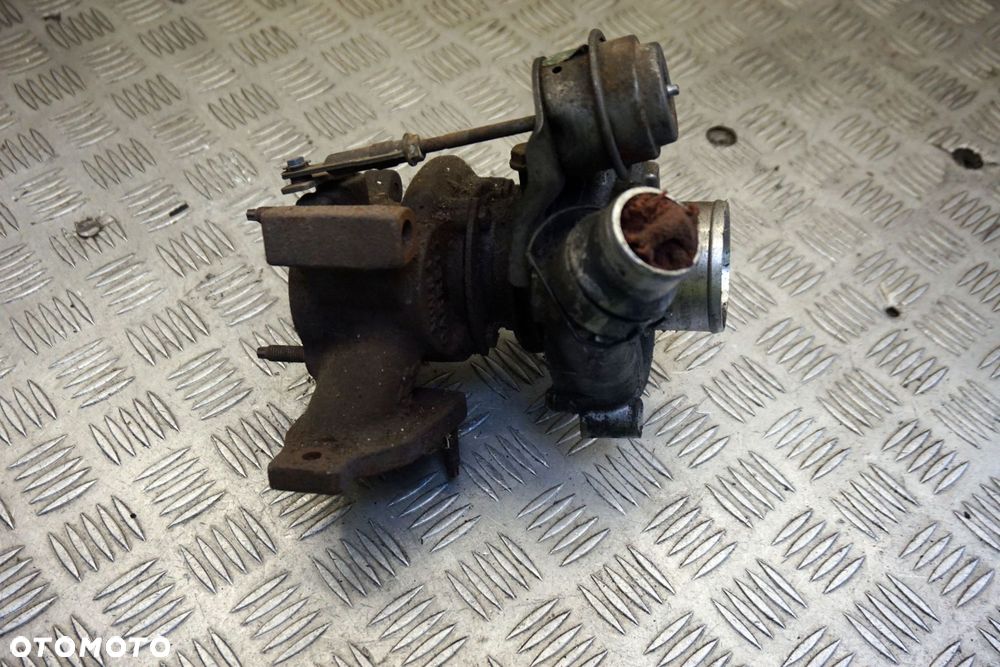 TURBOSPRĘŻARKA TURBINA TURBO VIVARO  2.0 DCI H8200466021 762785-2 OPEL 2001-2014 - 1