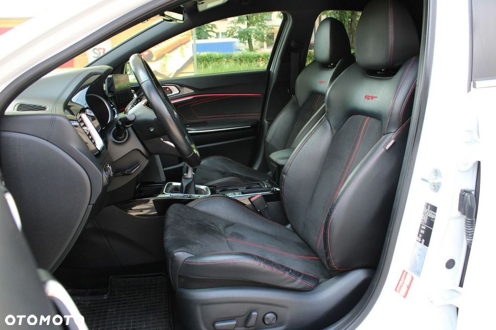 Kia Ceed 1.6 T-GDI GT - 11