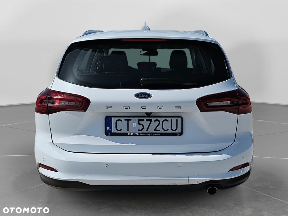 Ford Focus 1.5 TDCi Titanium PowerShift - 6