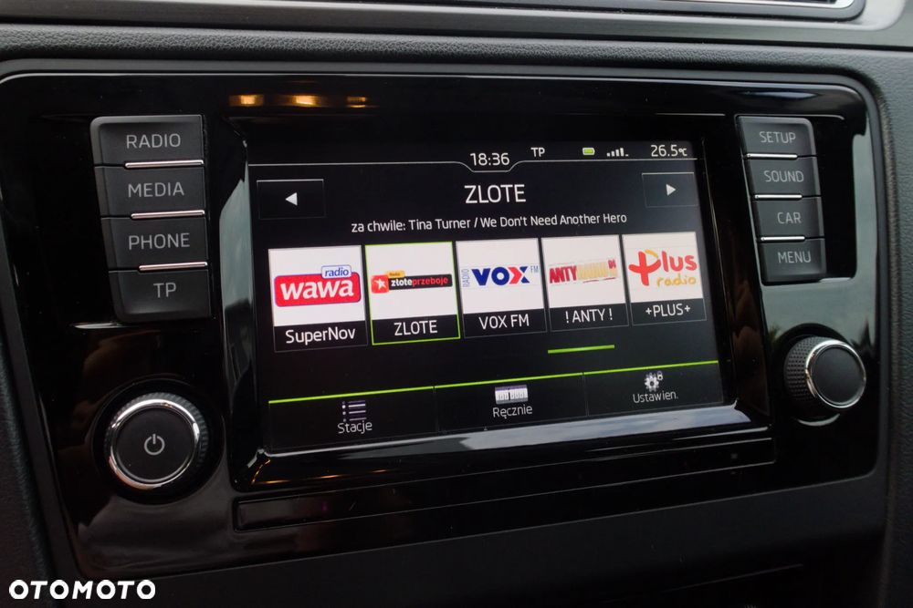 Skoda RAPID 1.2 TSI Style - 19