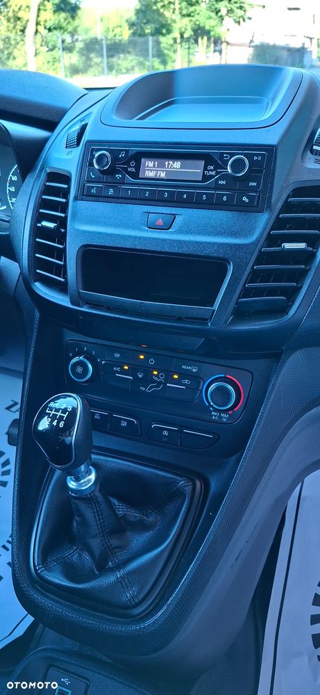 Ford Connect Transit - 28