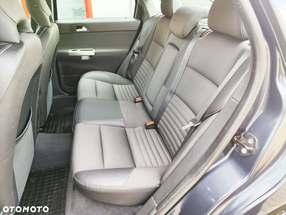 Volvo S40 2.0D - 21