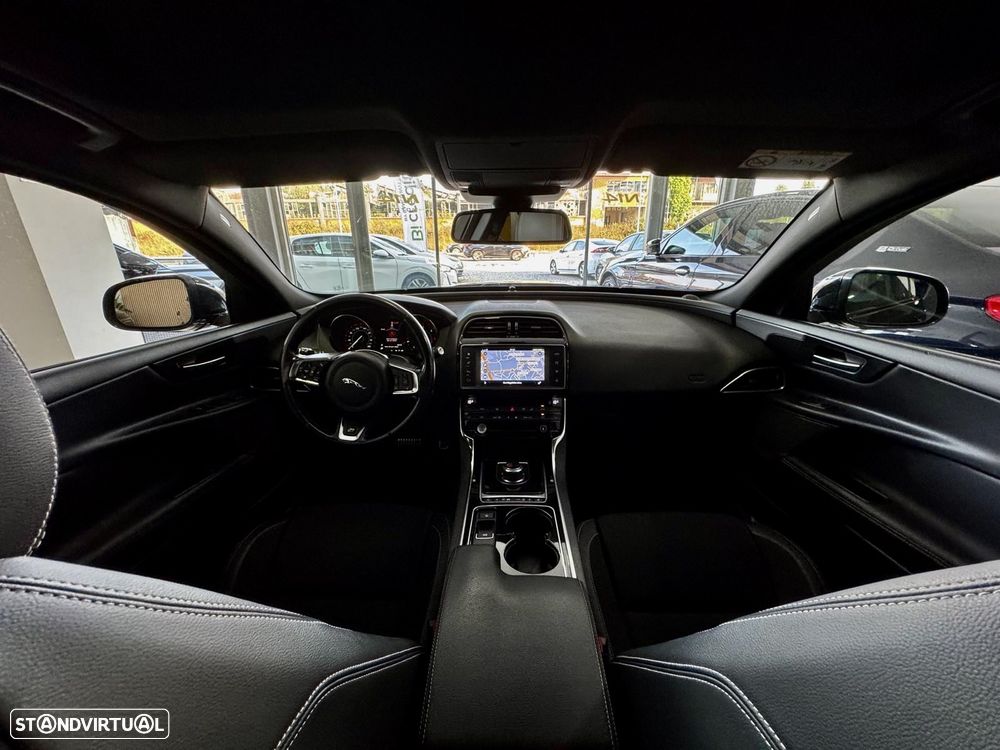 Jaguar XE 20d Aut. R-Sport - 9