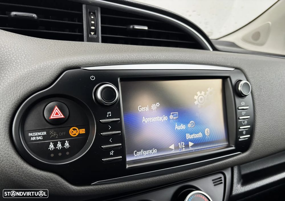 Toyota Yaris 1.0 VVT-i Comfort +PS Style +P.Techno - 23