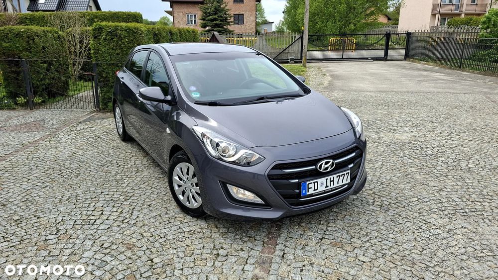 Hyundai i30 1.4 Trend - 8