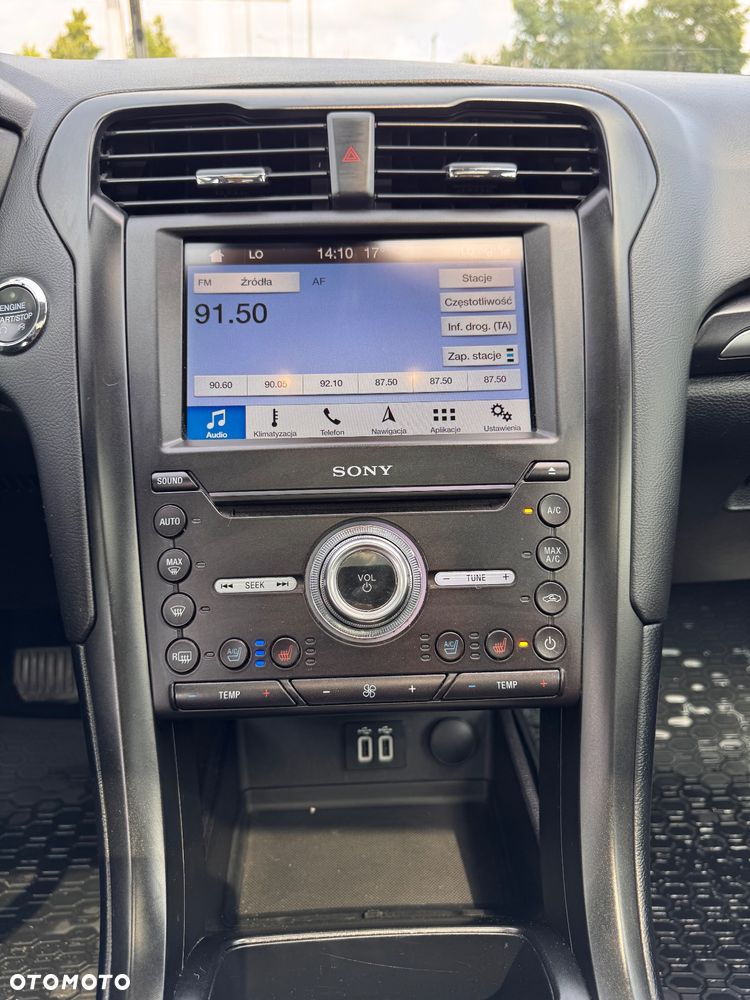 Ford Fusion - 7