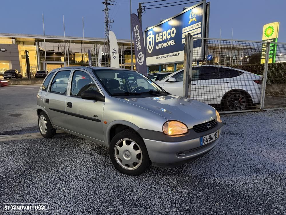 Opel Corsa 1.2 16V Swing - 1